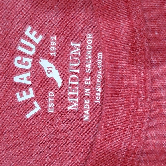 University of Pennsylvania T shirt - Picture 4 of 13